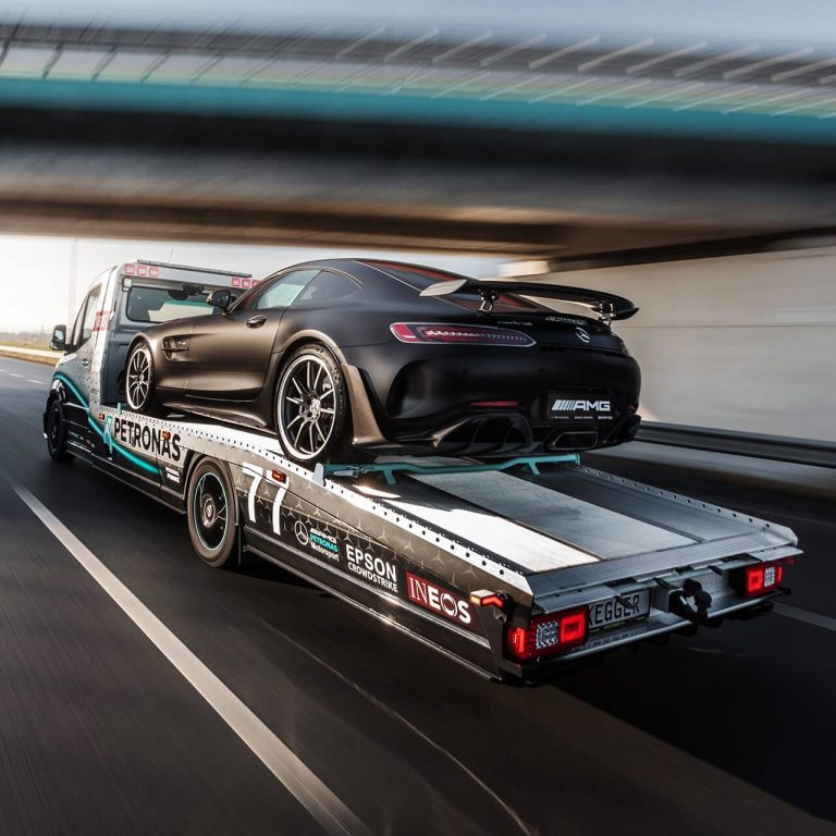 Sicherer Transport von Fahrzeugen aller Art Autotransport